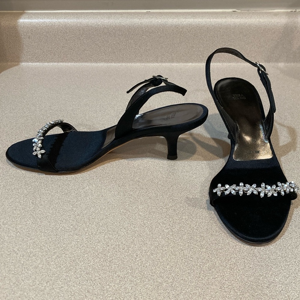 Vera Wang jeweled sling back strappy dressy heels, size 35.5 (5.5) NIB